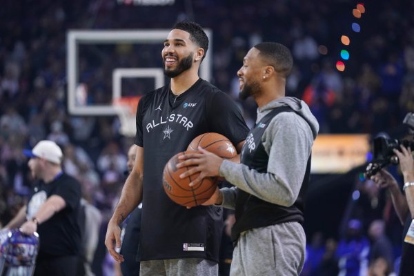 Ngôi sao lịch sử truyền thông Hoa Kỳ 70-61: Lillard 67 Gober 64 Tatum 63 Embiid 61
