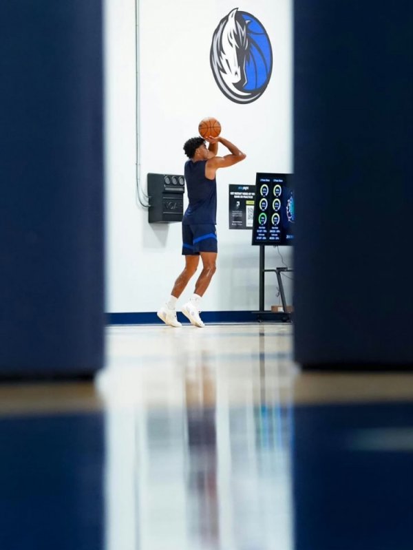 Người chơi Mavericks Christie 